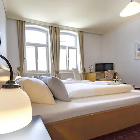 מלון Barbarossa *